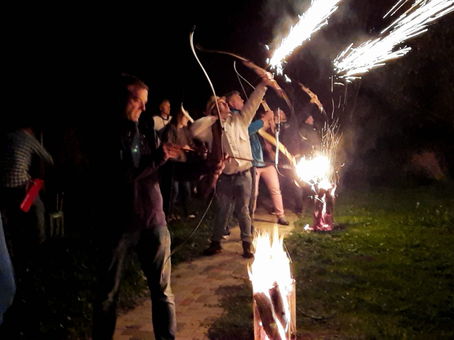 brennende_pfeile.jpg